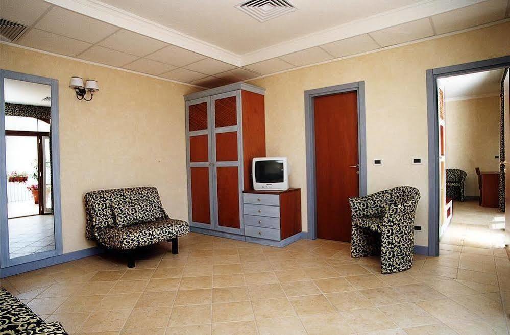 Hotel Residenza Del Golfo Praia a Mare Bagian luar foto